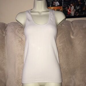 White tank top ribbed stretchy racerback size medium 💕